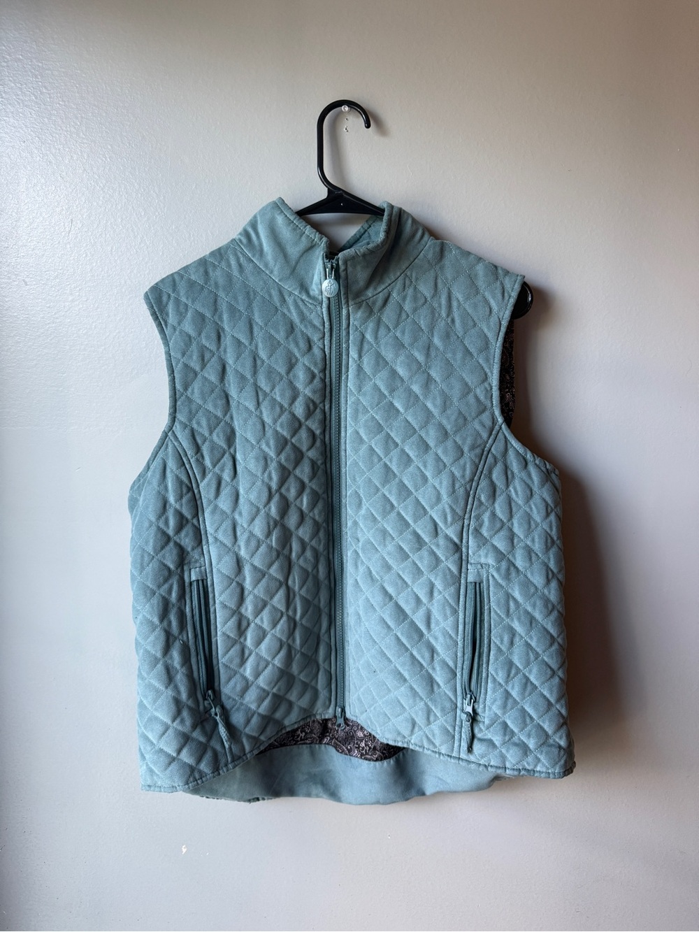 Outback Trading Co Women’s Medium Teal Quilted Full Zip Vest